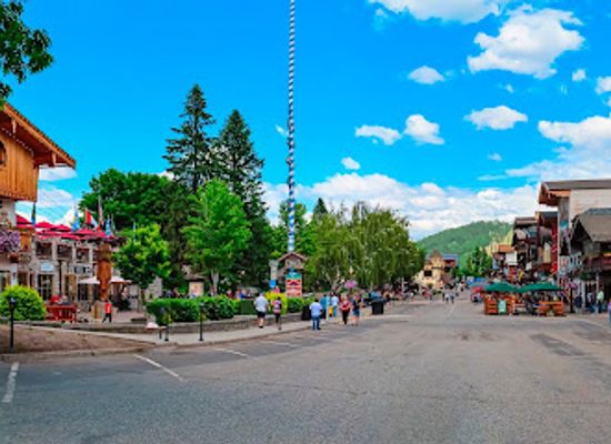 washington/leavenworth/attraction/leavenworth-square