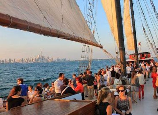 canada/greater-toronto-area/attraction/the-tall-ship-kajama