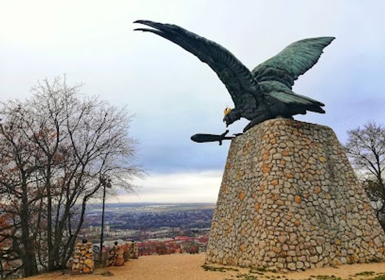 hungary/tatabanya/attraction/turul-park