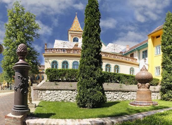 hungary/pecs/attraction/zsolnay-cultural-quarter
