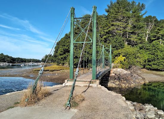 maine/franklin-county/attraction/wiggly-bridge