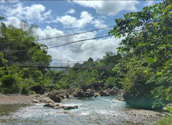 jamaica/morant-bay-area/attraction/swinging-bridge