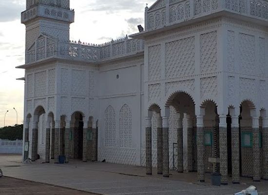 cote-d-ivoire/yamoussoukro-autonomous-district/attraction/grand-mosquee-de-yamoussoukro