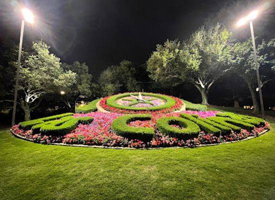 texas/irving/valley-ranch/attraction/las-colinas-flower-clock