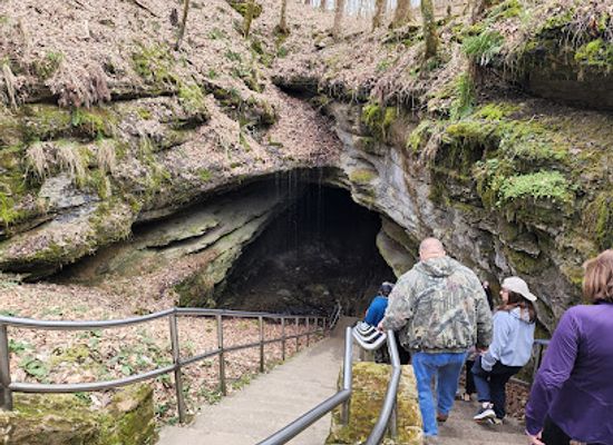 kentucky/mississippi-plateau/attraction/mammoth-cave-visitor-center