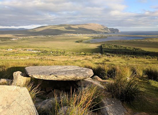 ireland/county-mayo/attraction/megalithic-tomb