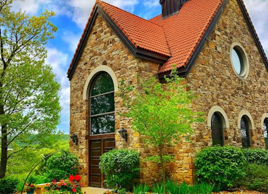 wisconsin/la-crosse/attraction/shrine-of-our-lady-of-guadalupe
