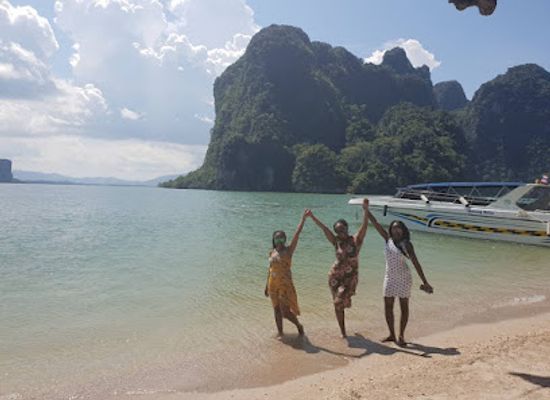 thailand/andaman-coast/attraction/the-upside-down-house-museum-and-attraction-phuket