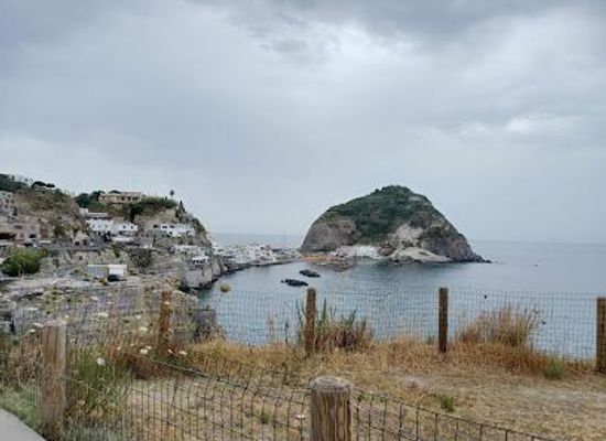italy/campania/attraction/serrara-fontana-piazzale-sant-angelo