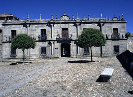 spain/avila/attraction/museo-de-avila