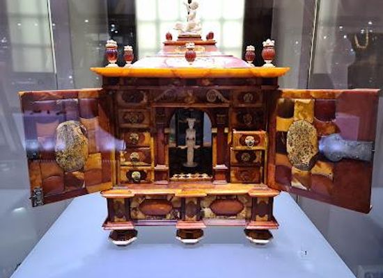 poland/zulawy/attraction/muzeum-bursztynu-oddzial-muzeum-gdanska