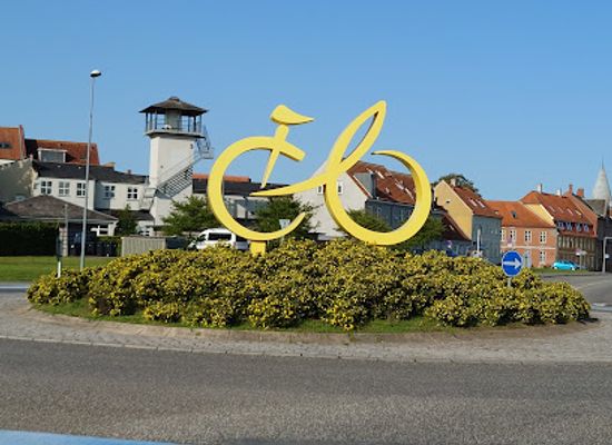 denmark/funen/attraction/tour-de-france-monument