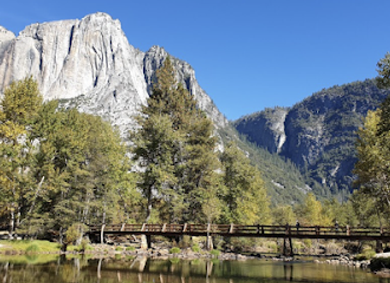 california/yosemite/attraction/yosemite-valley-chapel
