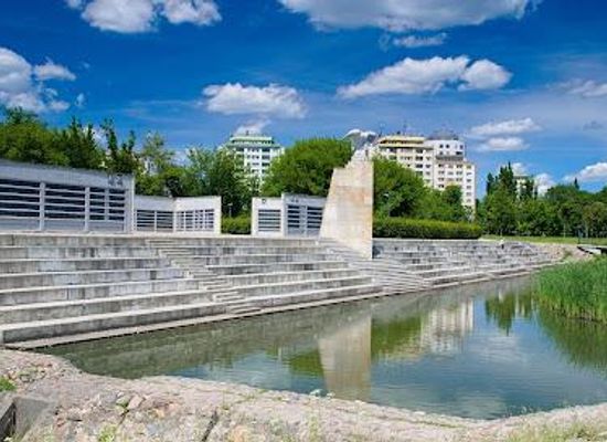 poland/lodz/attraction/park-ocalalych