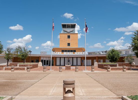 texas/lubbock/overton/attraction/silent-wings-museum