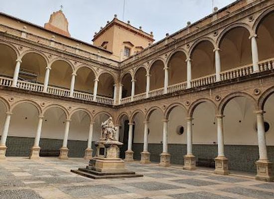 spain/valencia/attraction/museu-del-patriarca