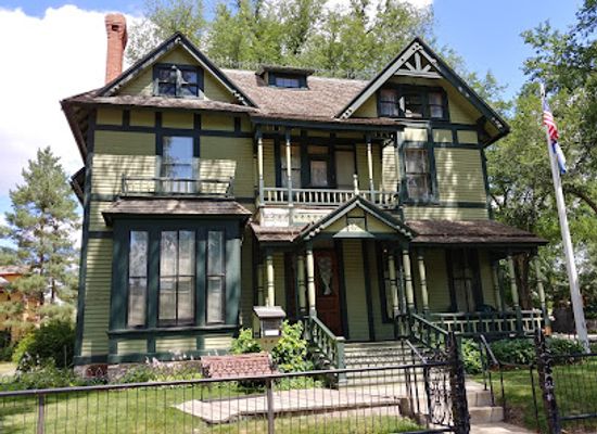 north-dakota/mandan/attraction/former-governors-mansion-state-historic-site
