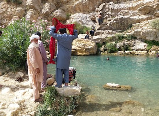 pakistan/seraiki-wasaib/attraction/pari-chashma