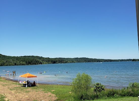 indiana/patoka-lake/attraction/patoka-lake-swimming-beach