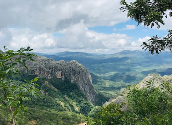 zimbabwe/mutare/attraction/eastern-highlands-tours