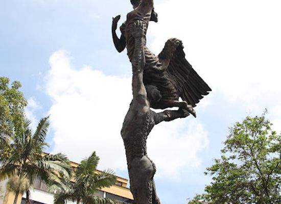 colombia/quindio-department/attraction/monumento-al-esfuerzo