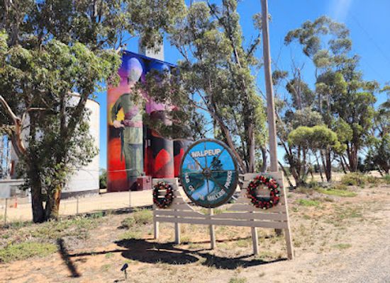 australia/mallee/attraction/walpeup-silo-art
