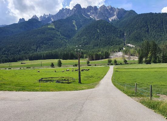 italy/alta-via-1/attraction/bunker-museum