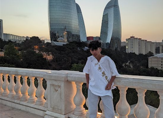 azerbaijan/baku/attraction/dagustu-fountain