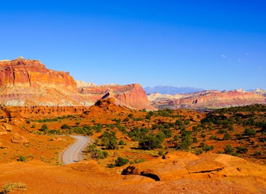 utah/san-rafael-swell/attraction/capitol-reef-national-park