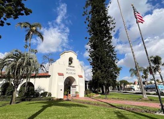 california/irvine/attraction/bowers-museum