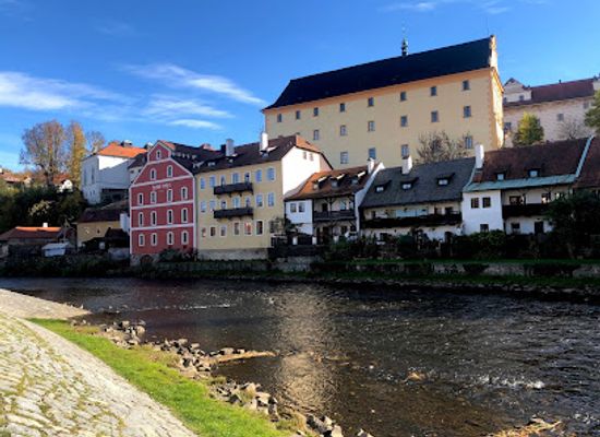 czechia/cesky-krumlov/attraction/naplavka-cesky-krumlov