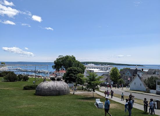 michigan/mackinac-island/attraction/american-fur-company-store-dr-beaumont-museum