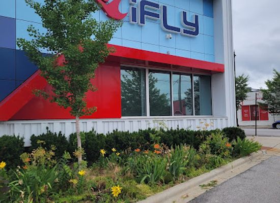 illinois/chicagoland/attraction/ifly-indoor-skydiving-chicago-lincoln-park