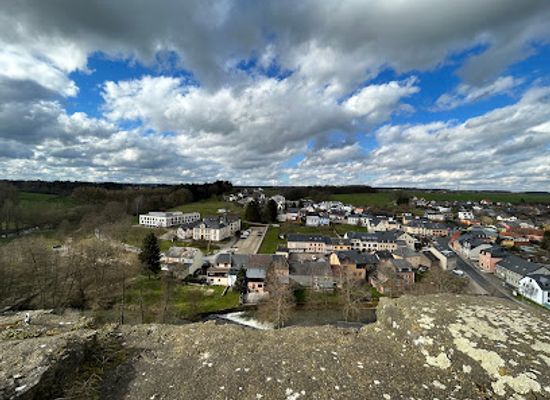 luxembourg/moselle-valley/attraction/useldange-castle