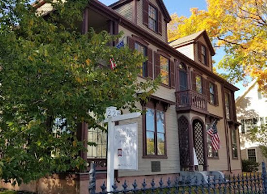 maine/brunswick/attraction/joshua-l-chamberlain-museum