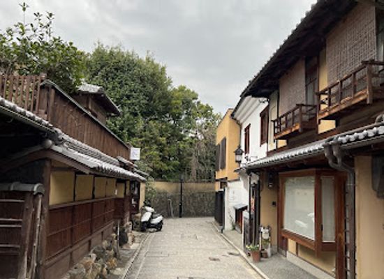 japan/kyoto/gion/attraction/ichinenzaka-hill