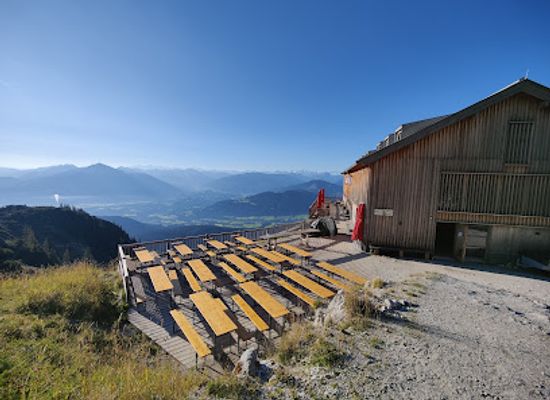 austria/kaisergebirge/attraction/grutten-hut