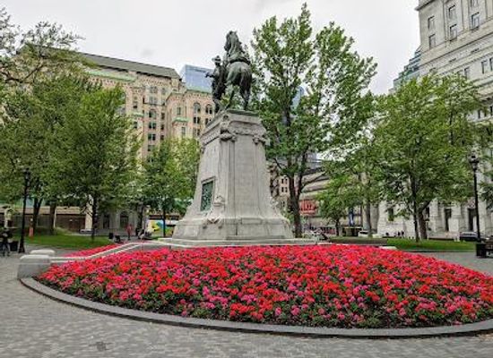 canada/montreal/attraction/dorchester-square