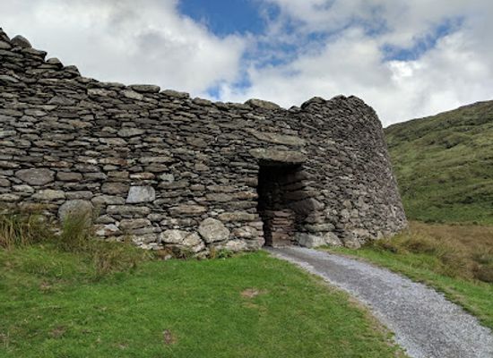 ireland/the-kerry-way/attraction/staigue-stone-fort