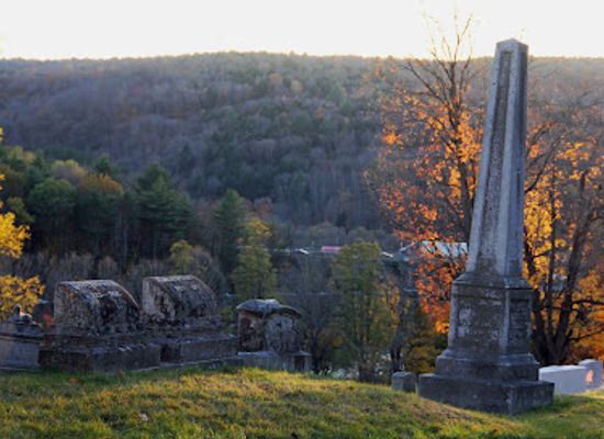 vermont/montpelier/attraction/green-mount-cemetery