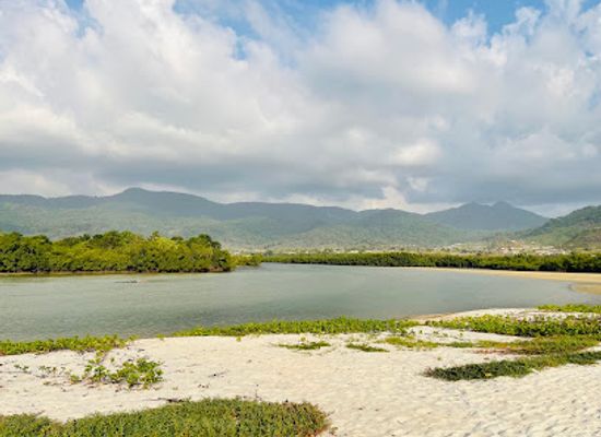 sierra-leone/river-number-two-beach/attraction/river-no-2-beach