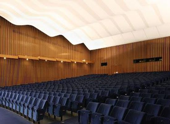 germany/berlin/attraction/kino-international