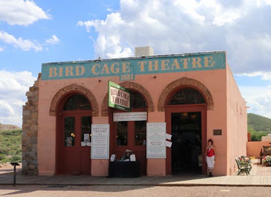 arizona/huachuca-mountains/attraction/the-bird-cage-theatre