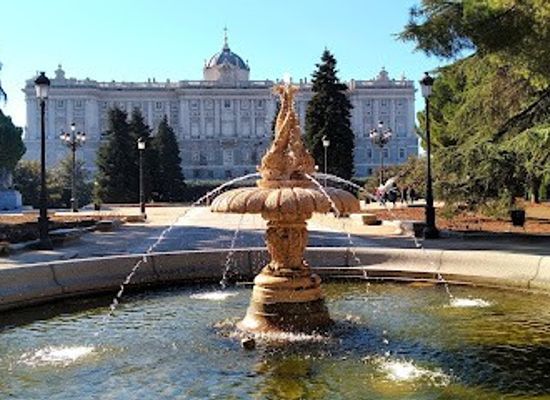 spain/madrid/chueca/attraction/sabatini-garden