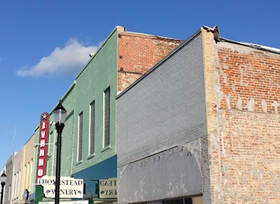 oklahoma/lake-texoma/attraction/homestead-vineyard-winery