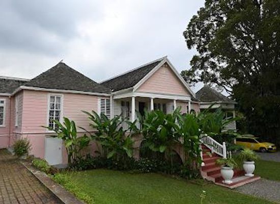 jamaica/liguanea-plains/attraction/craighton-estate-blue-mountain-coffee-tour
