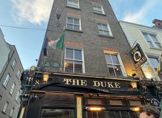 ireland/dublin/attraction/dublin-literary-pub-crawl