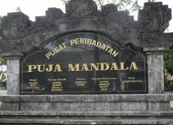 indonesia/bali/attraction/puja-mandala