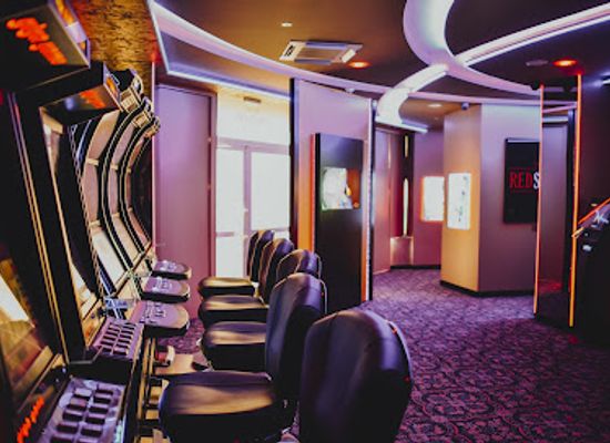 romania/bacau/attraction/red-sevens-777