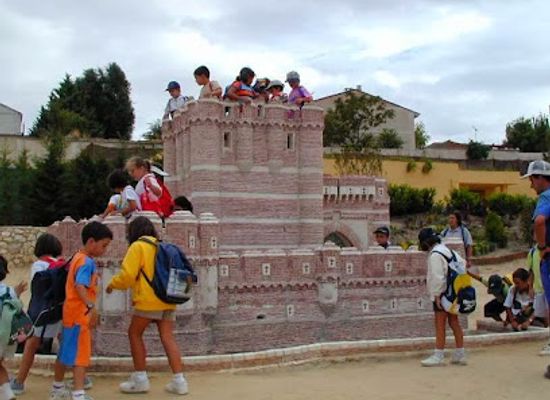 spain/castile-and-leon/attraction/theme-park-mudejar-of-castile-and-leon
